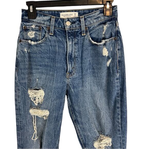 Abercrombie & Fitch Curve Love High Rise Mom Jeans Distressed Size 25 - Picture 3 of 11